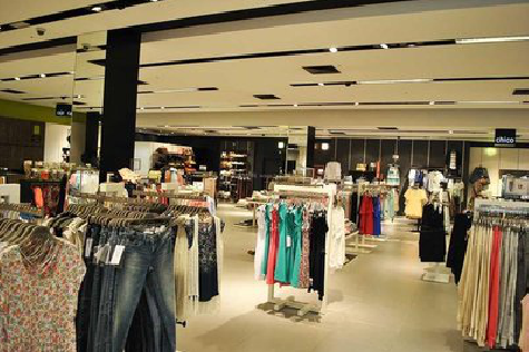  龙游商场里的店面怎么装修？